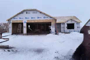 115 Kilkenny Ct, Green Isle, MN 55338 - Photo 2