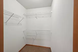 5039 Merrimac Ct N, Plymouth, MN 55446 - Photo 30