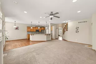 5039 Merrimac Ct N, Plymouth, MN 55446 - Photo 12