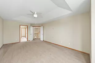 5039 Merrimac Ct N, Plymouth, MN 55446 - Photo 34