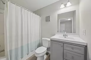 950 Cessna Dr, New Brighton, MN 55112 - Photo 12