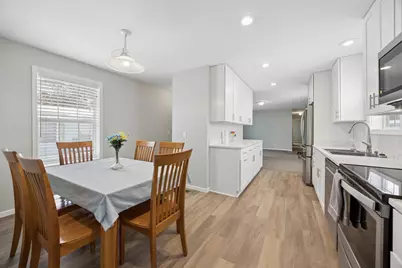 950 Cessna Drive, New Brighton, MN 55112 - Photo 8