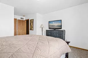 2209 E 117th Street E, Burnsville, MN 55337 - Photo 14