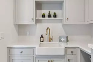 5341 Kellogg Ave, Edina, MN 55424 - Photo 50