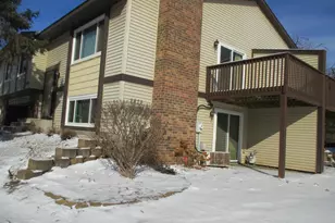 2870 Castleford Ct, Woodbury, MN 55125 - Photo 2
