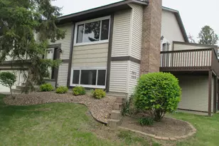 2870 Castleford Ct, Woodbury, MN 55125 - Photo 2