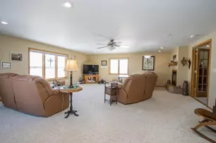 48994 Co Rd 13, North Mankato, MN 56003 - Photo 10