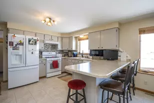 48994 Co Rd 13, North Mankato, MN 56003 - Photo 6