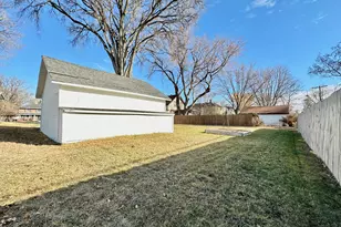 817 W Lincoln Ave, Fergus Falls, MN 56537 - Photo 52