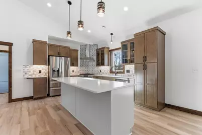 1422 Creekwood Drive, New Richmond, WI 54017 - Photo 6