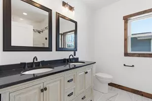 1422 Creekwood Dr, New Richmond, WI 54017 - Photo 36