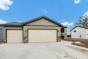 130 Coulee Way, Wabasha, MN 55981 - Photo 2