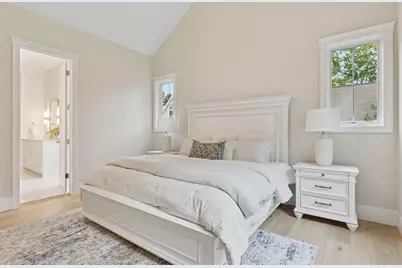 638 Gardner Street, Wayzata, MN 55391 - Photo 26