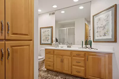 550 Waycliffe Drive N, Wayzata, MN 55391 - Photo 46