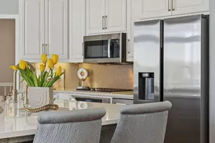 550 Waycliffe Dr N, Wayzata, MN 55391 - Photo 24