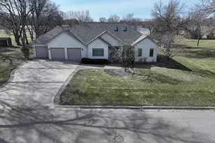 417 Golf Terrace, Litchfield, MN 55355 - Photo 38