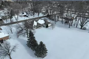 417 Golf Terrace, Litchfield, MN 55355 - Photo 30