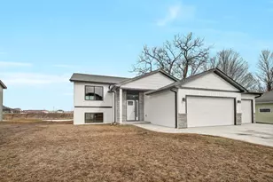 120 Coulee Way, Wabasha, MN 55981 - Photo 2