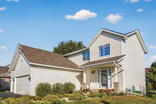 933 Basenji Curve, Shakopee, MN 55379 - Photo 2