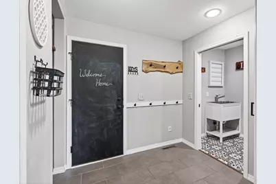 933 Basenji Curve, Shakopee, MN 55379 - Photo 14