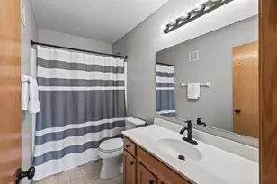 933 Basenji Curve, Shakopee, MN 55379 - Photo 24