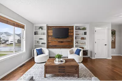 933 Basenji Curve, Shakopee, MN 55379 - Photo 4