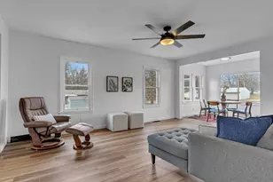 1106 Black Oak Ave, Montevideo, MN 56265 - Photo 2