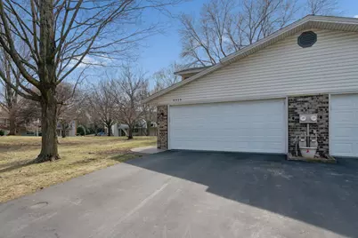 8525 W 97th Street Circle, Bloomington, MN 55438 - Photo 2
