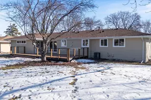 2001 Rhode Island Ave N, Golden Valley, MN 55427 - Photo 26