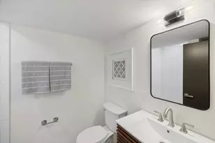 2001 Rhode Island Ave N, Golden Valley, MN 55427 - Photo 24