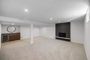 2001 Rhode Island Ave N, Golden Valley, MN 55427 - Photo 20