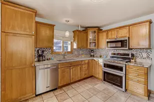 565 Hugo St NE, Fridley, MN 55432 - Photo 10