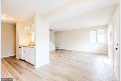 6404 84th Court N, Brooklyn Park, MN 55445 - Photo 4