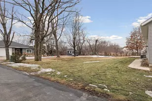 153 Elm Dr W, Carver, MN 55315 - Photo 32