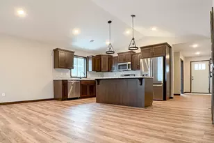 444 53rd Ave SE, Saint Cloud, MN 56304 - Photo 2