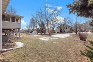 4865 Cottonwood Ln N, Plymouth, MN 55442 - Photo 46