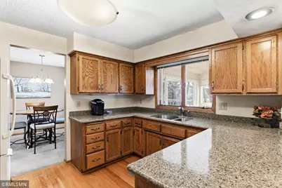 4865 Cottonwood Lane N, Plymouth, MN 55442 - Photo 12