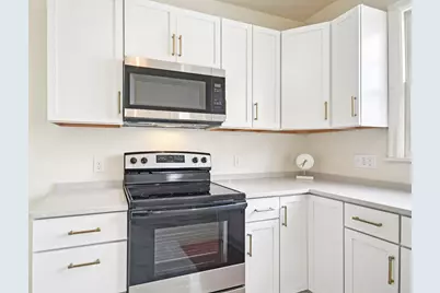 147 Morton Street W, West Saint Paul, MN 55107 - Photo 14