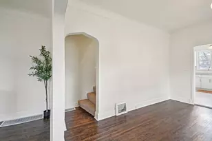 147 Morton St W, West Saint Paul, MN 55107 - Photo 16