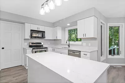 515 Marnie Street S, Maplewood, MN 55119 - Photo 22