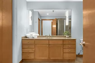 317 Groveland Ave, Minneapolis, MN 55403 - Photo 24