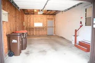 1121 4th St W, Hastings, MN 55033 - Photo 4