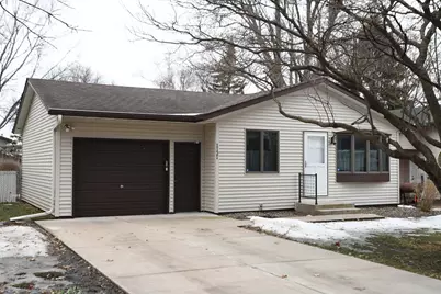 1121 4th Street W, Hastings, MN 55033 - Photo 2