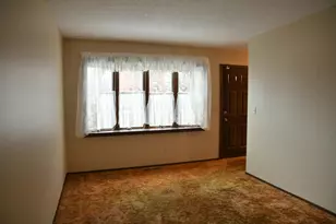 1121 4th St W, Hastings, MN 55033 - Photo 10