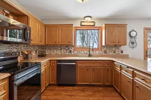 15621 Highview Dr, Apple Valley, MN 55124 - Photo 14