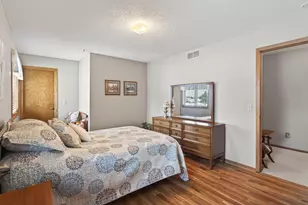 15621 Highview Dr, Apple Valley, MN 55124 - Photo 18