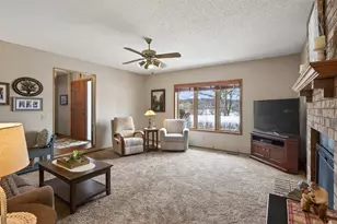 15621 Highview Dr, Apple Valley, MN 55124 - Photo 6