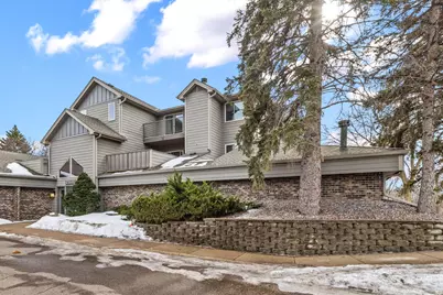 2160 Ridge Drive #32, Saint Louis Park, MN 55416 - Photo 2