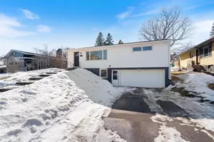 2233 Woodland Ave, Duluth, MN 55803 - Photo 1