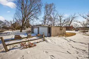 315 E Austin Ave, Kellogg, MN 55945 - Photo 34